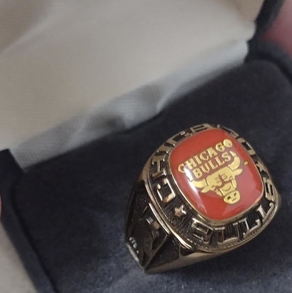 CHICAGO BULLS SIZE 12 MEMORABILIA 14K 3x GOLD PLATED NBA BASKETBALL RING BUNDLE - Picture 14 of 17